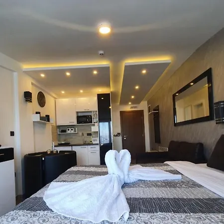 Milmari P79 Apartment *